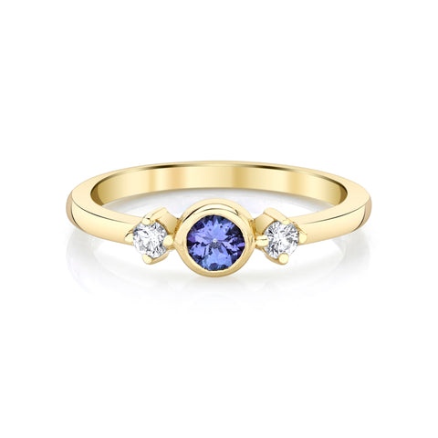 14ky gold ring with iolite and diamonds